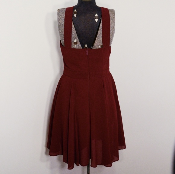 Lulu's Wine Halter Skater Dress Size Medium Good - Picture 3 of 6